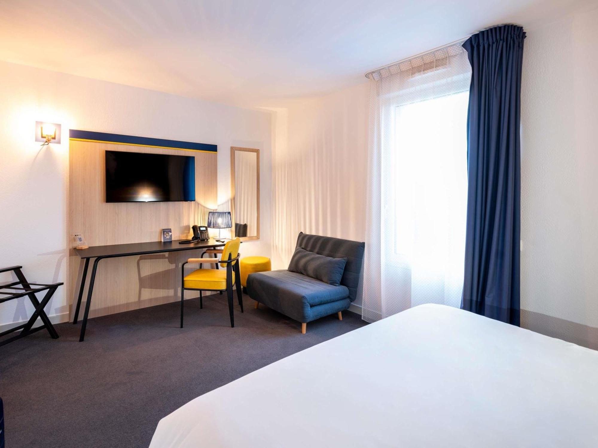 Chambre Standard pour Personnes à Mobilité Réduite avec 1 Lit Double et 1 Lit Simple